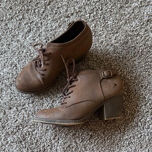 Rocket Dog Brown Lace-Up Block Heel Ankle Boots